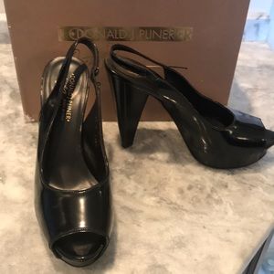 Donald Pliner sling back peep toe pumps